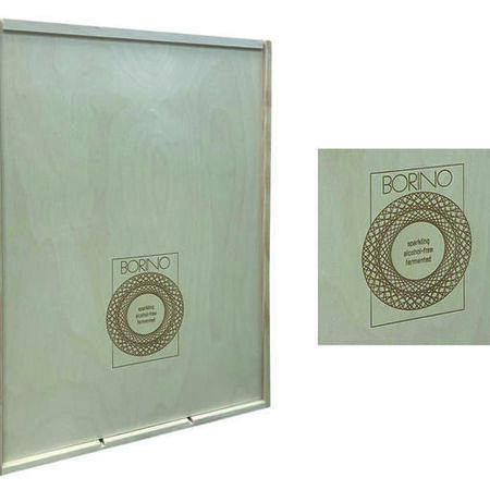 Lasergravur auf Holzkiste mit Schiebedeckel